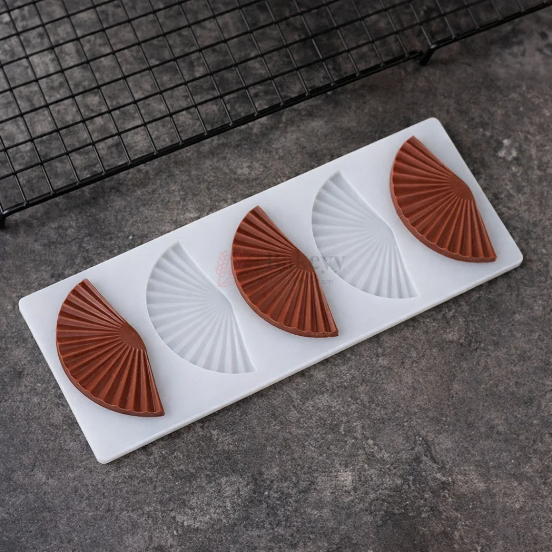 5 Cavity Fan Shape Silicone Chocolate Mould Non Stick Flexible Garnishing Mould for Chocolate | Pack of 1 - Image 3