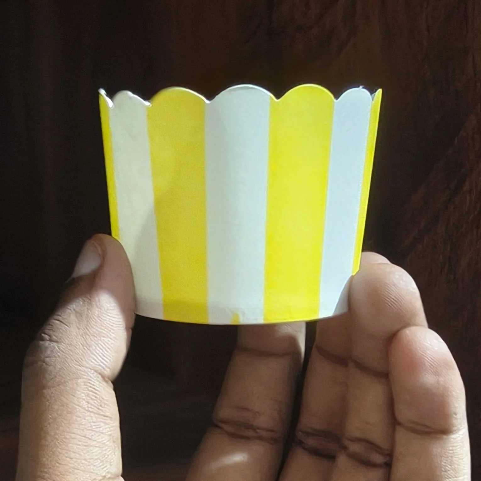 5 Cm | Striped Scallop Edge Cupcake Liners | Paper Cupcake Baking Cups | Pack of 50 - Image 3