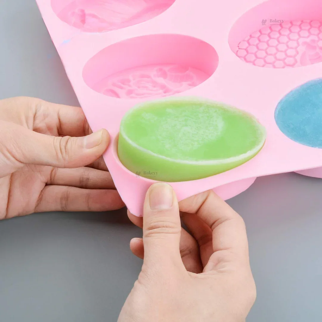 6 Cavity Bee & Honeycomb Oval Silicone Mould | Pack of 1 - Image 6