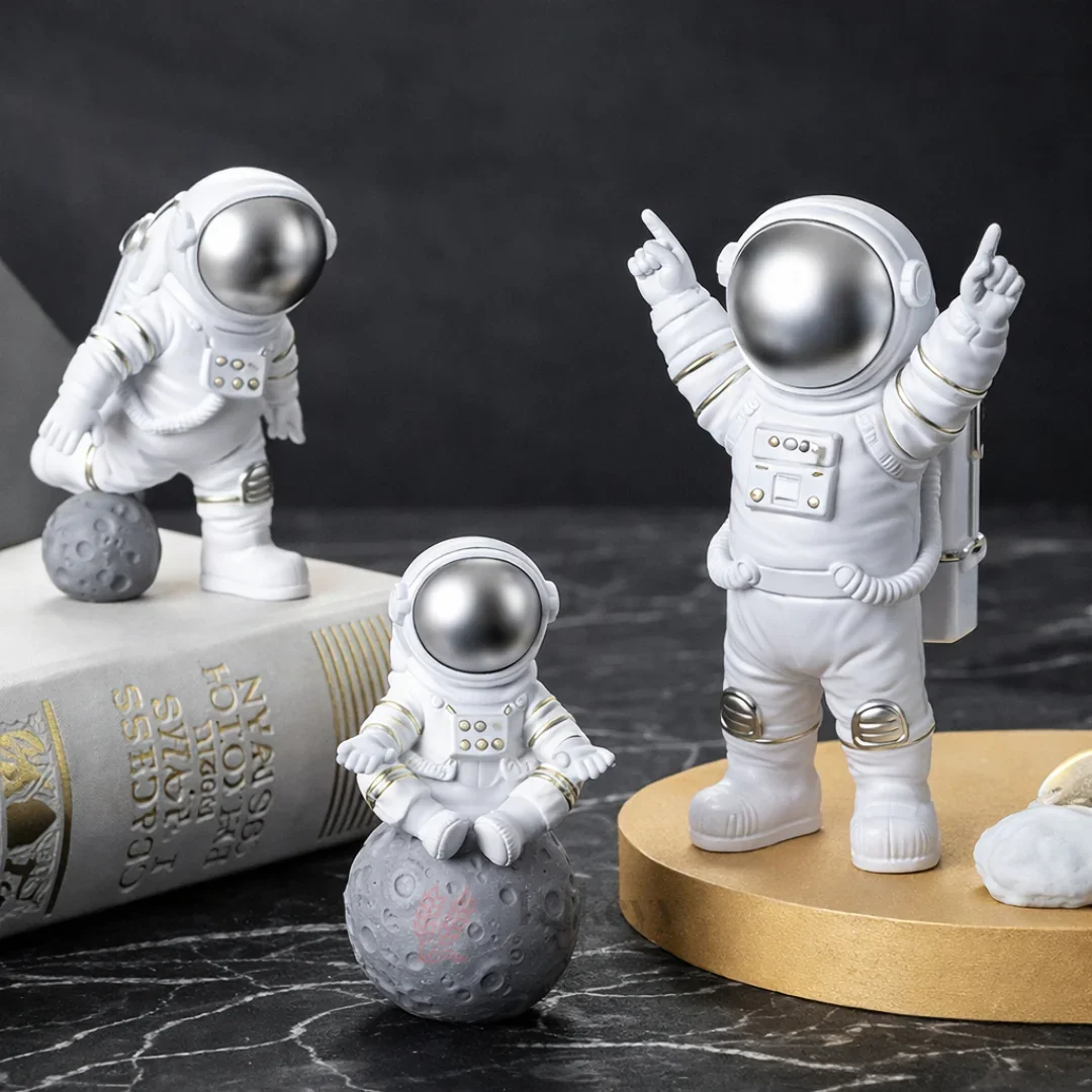 Astronaut Cake Topper Set | Gold, Silver & Blue Variants | Space Theme Decoration | Pack of 1 - Set of 3 - Image 5