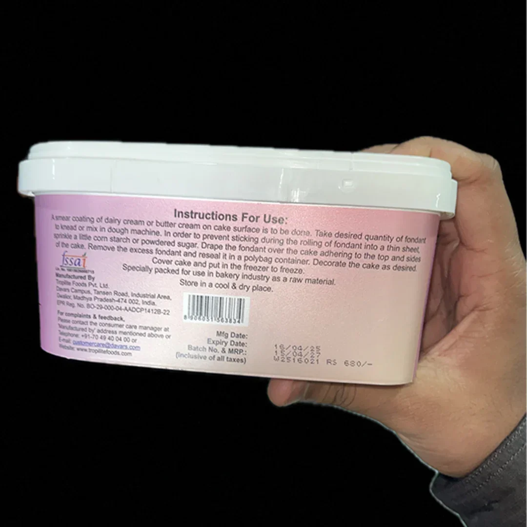 Tropolite Red Fondant – 1kg | Ready-to-Roll Sugar Paste for Cake Decorating - Image 2