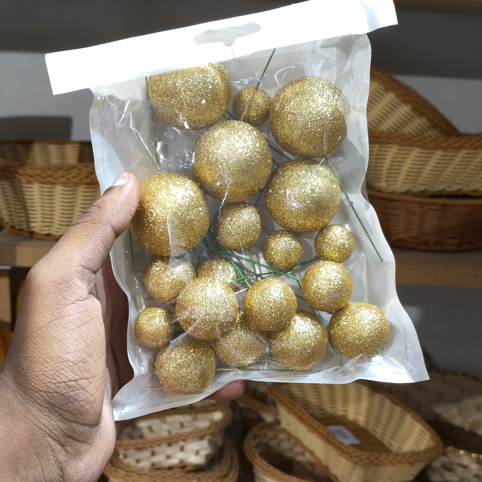 Glitter Faux Balls | Cakes, Bouquets, Hampers & Festive Decor | 20 Faux Ball Per Pack | Pack of 1 - Image 15