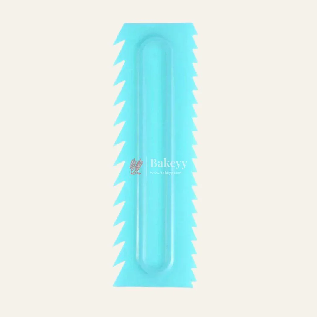 Sharp Triangle Edge Cake Scraper – Sharp, pointed ridges for a striking texture| 1 Piece