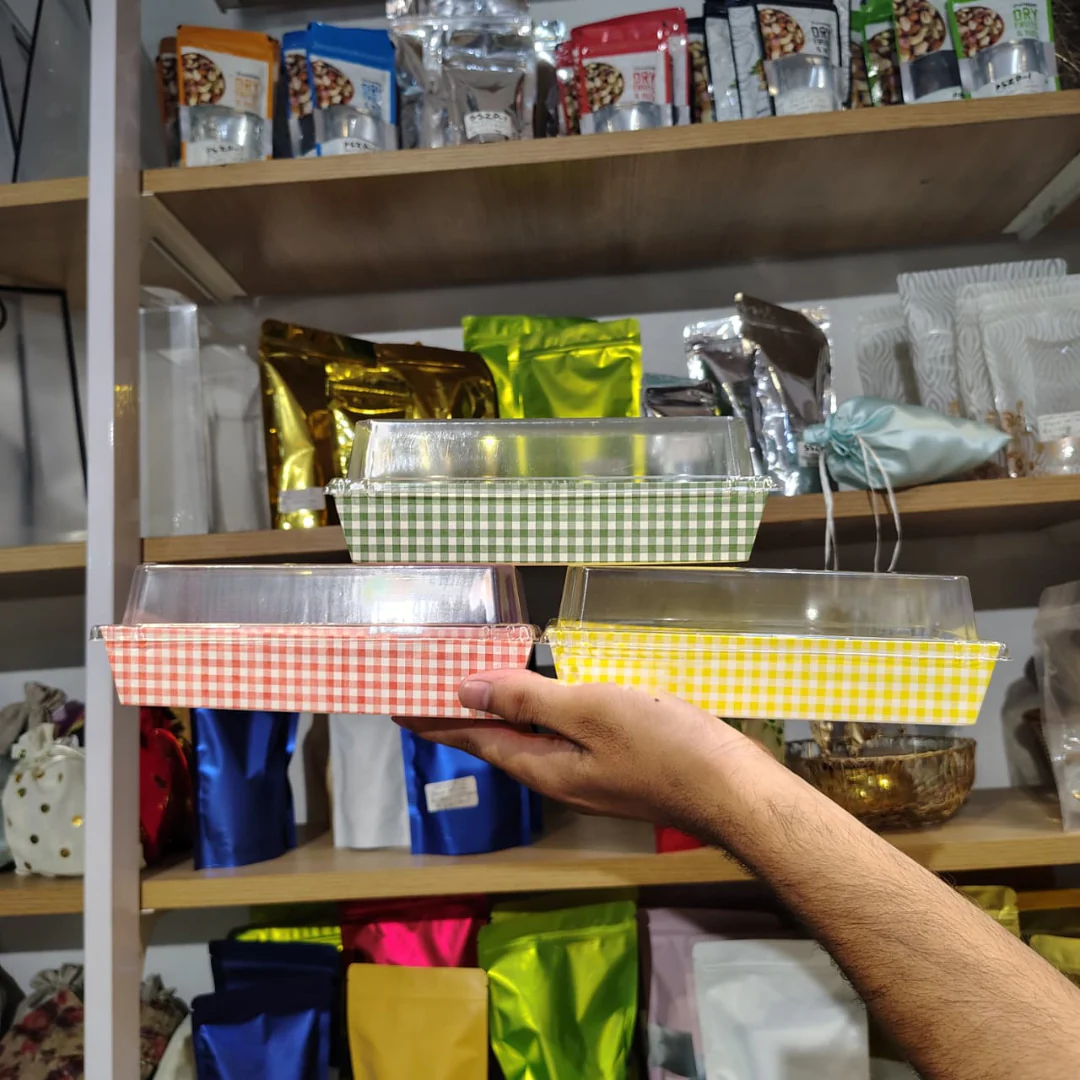 Rectangular Grid Pattern Loaf Box With Clear Lid | Bakery Packaging Box | Pack of 100 - Image 3