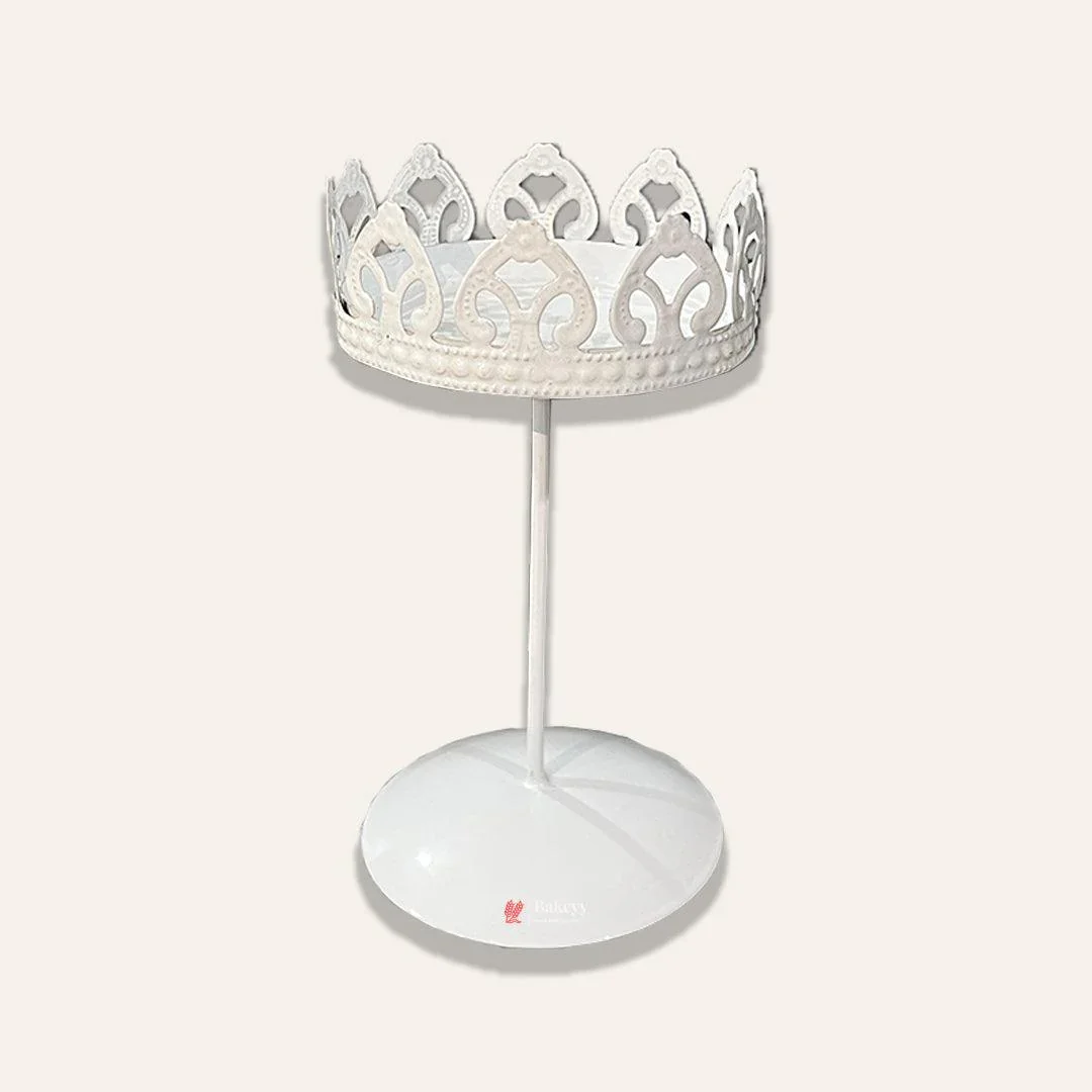 Vintage Crown-Shaped Metal Cupcake Stand – Elegant Dessert Display for Parties & Events